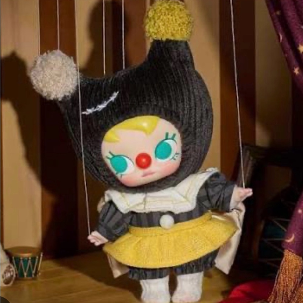 Popmart Why So Serious String Puppet Molly